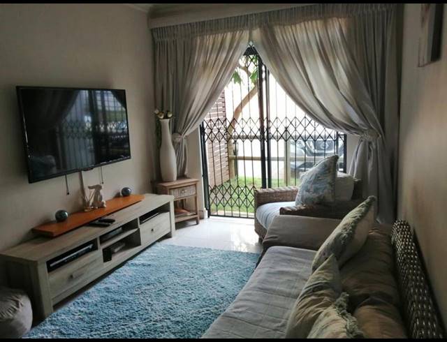 2 BEDROOM PROPERTY TO RENT IN UMHLANGA RIDGE